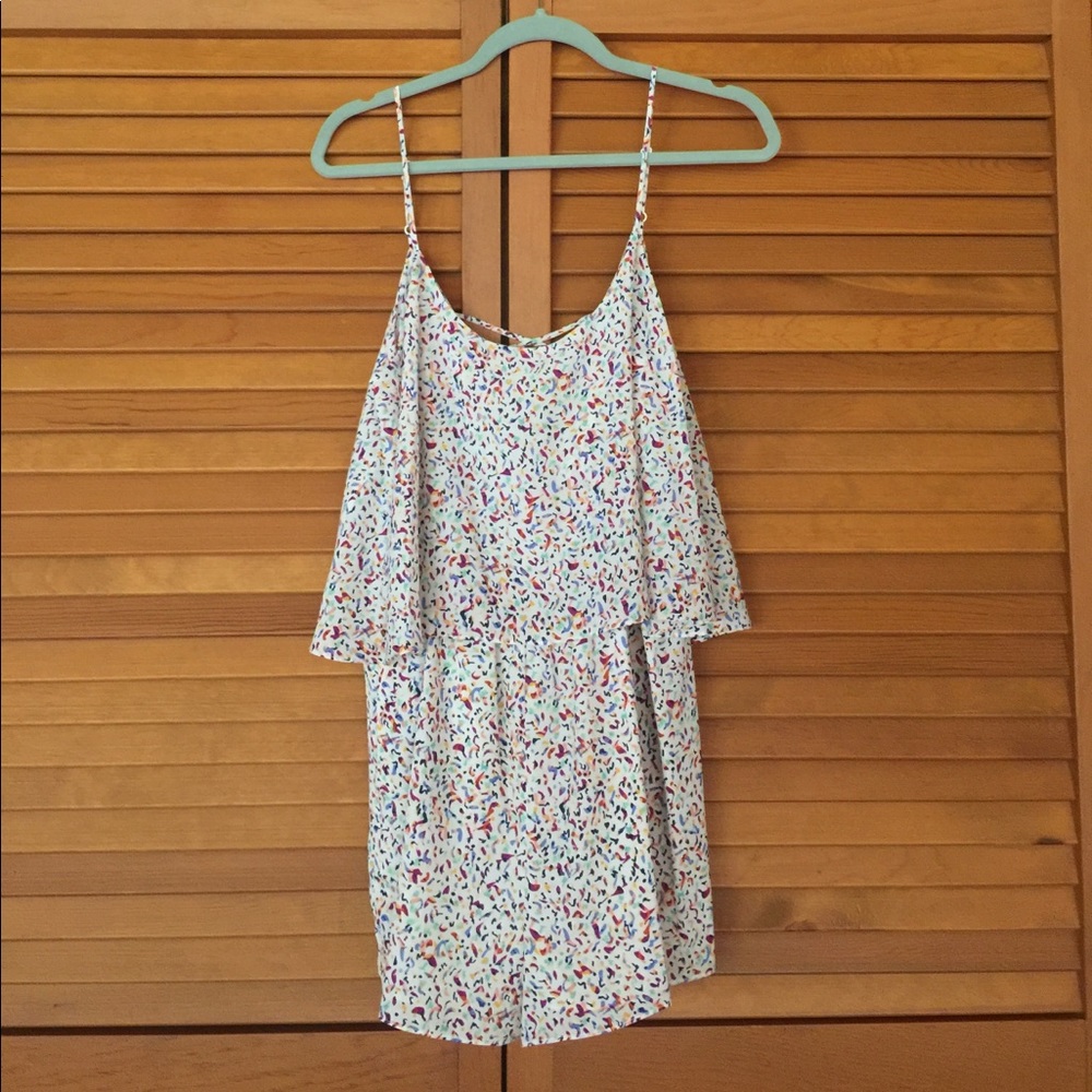 BCBGeneration Tiered Dewberry Romper w Pockets NWT